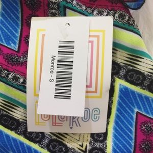 LuLaRoe Swim - NWT LuLaRoe small Monroe kimono LuLaRoe Swim - NWT LuLaRoe small Monroe kimono